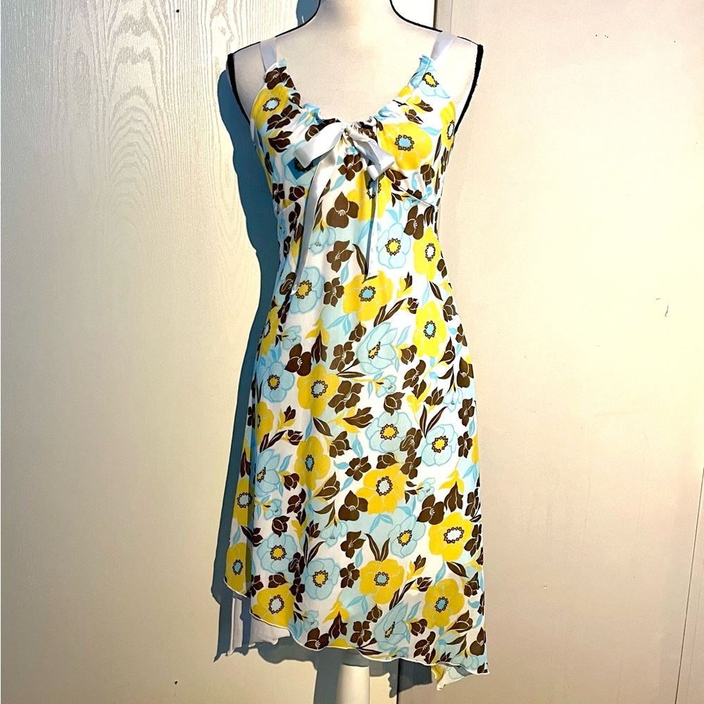 Y2K VOL1 Vintage Asymmetrical Floral Dresss
A22
